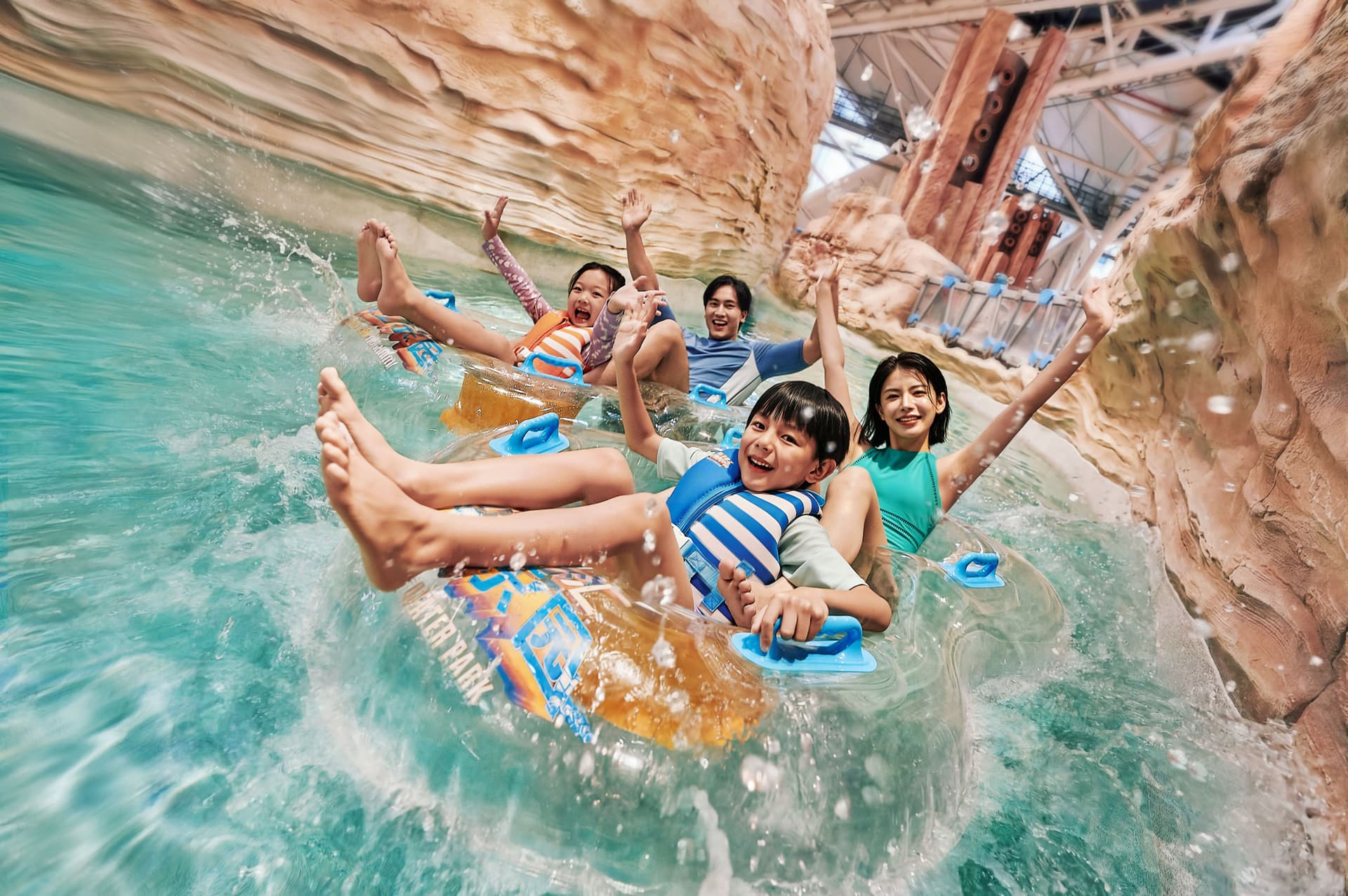 Studio City Water Park - تصویر 37
