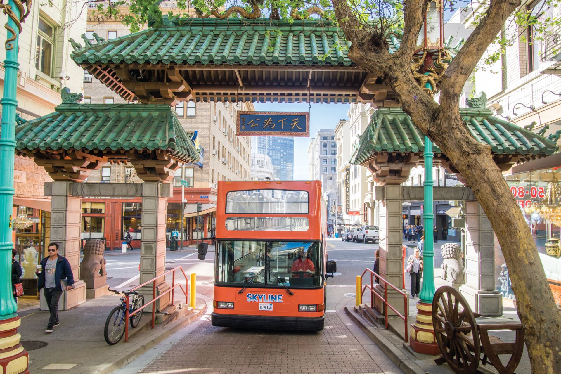 Alcatraz Island Ticket with 2-Day Hop-On Hop-Off & Night Bus Tour - تصویر 6
