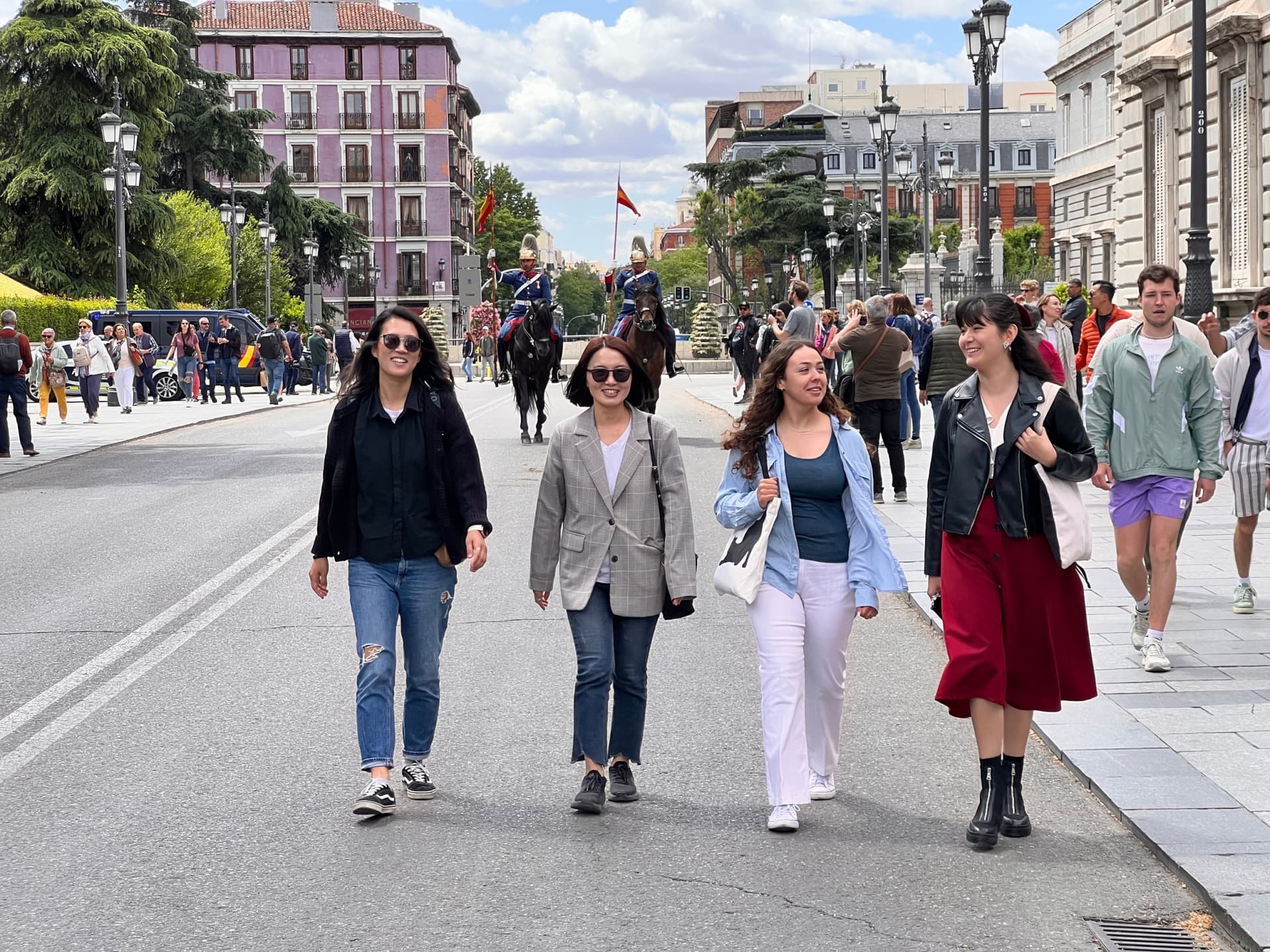 Madrid Old Town Walking Tour in English, Mandarin, Korean with Flamenco Show - تصویر 5