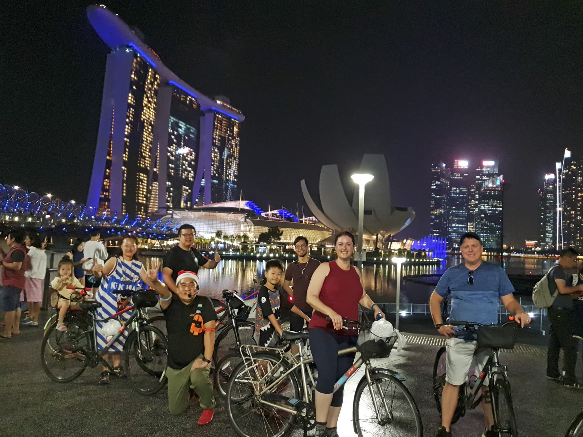 Marina Bay Night Cycling Tour - تصویر 3