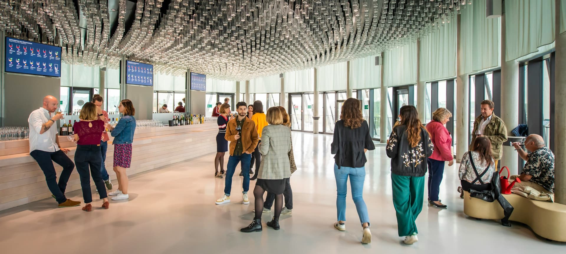 La Cite du Vin: Permanent Exhibition + Belvedere - تصویر 2