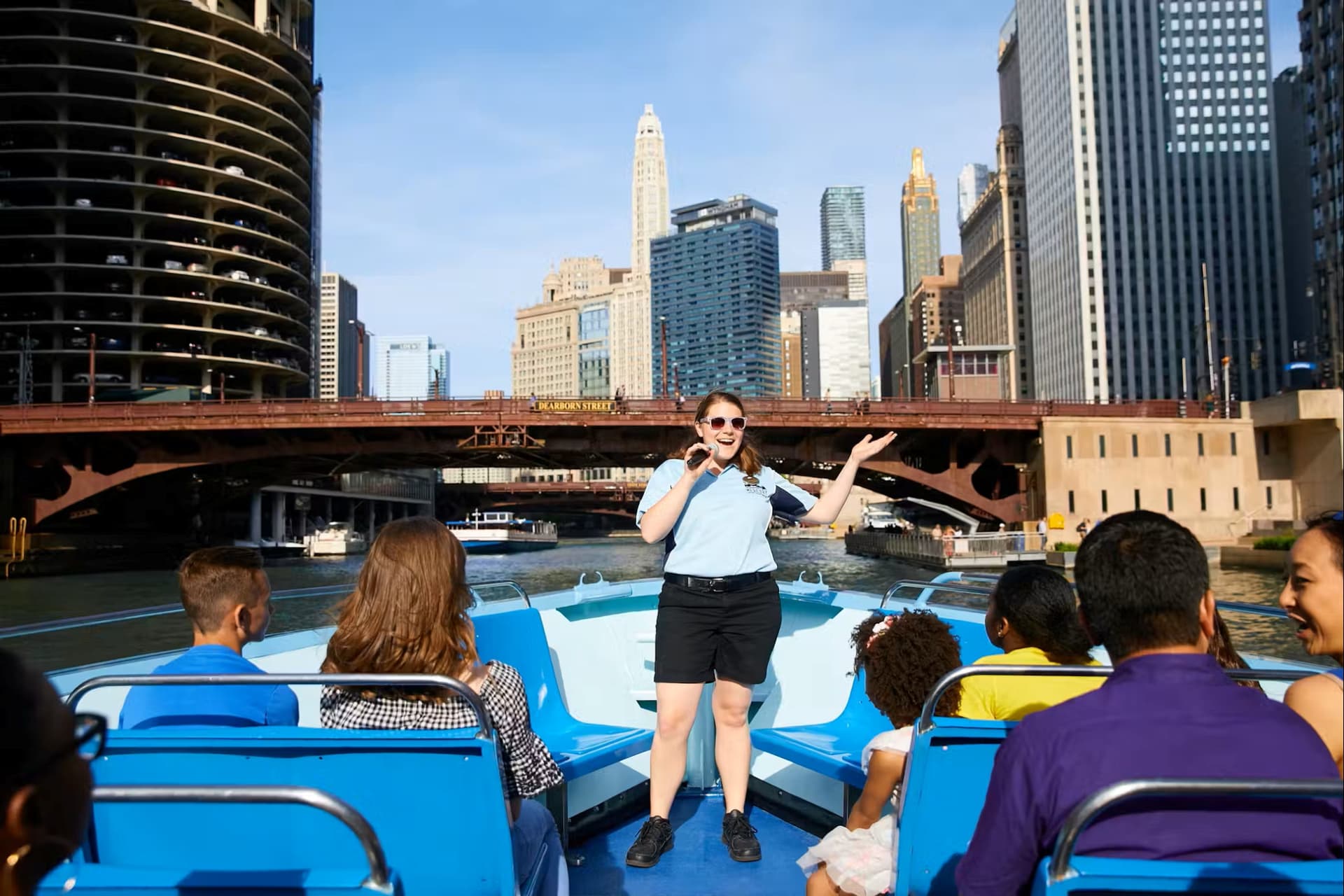 Lake Michigan and Chicago River Cruise Ticket - تصویر 4