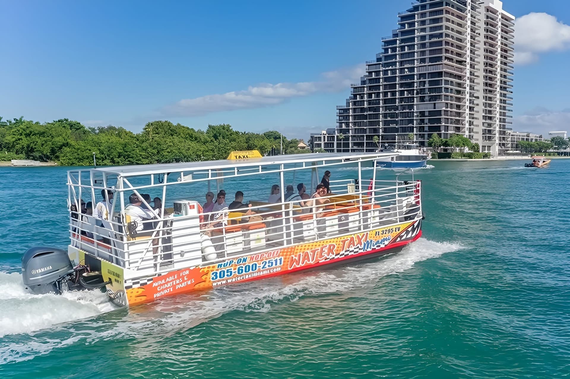 Miami Skyline Cruise of Millionaires’ Homes and Biscayne Bay - تصویر 4