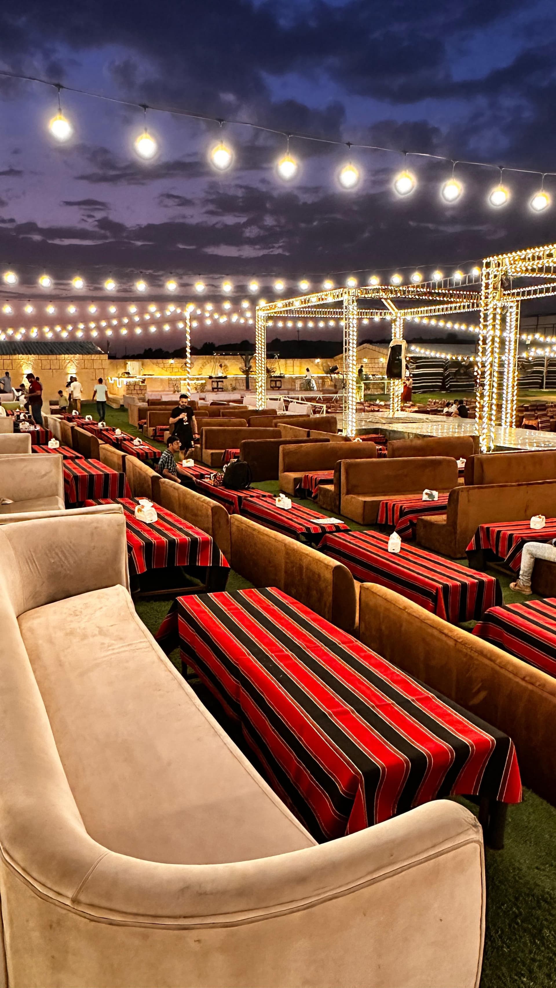 Dubai Desert Safari Tour with BBQ Dinner - تصویر 6