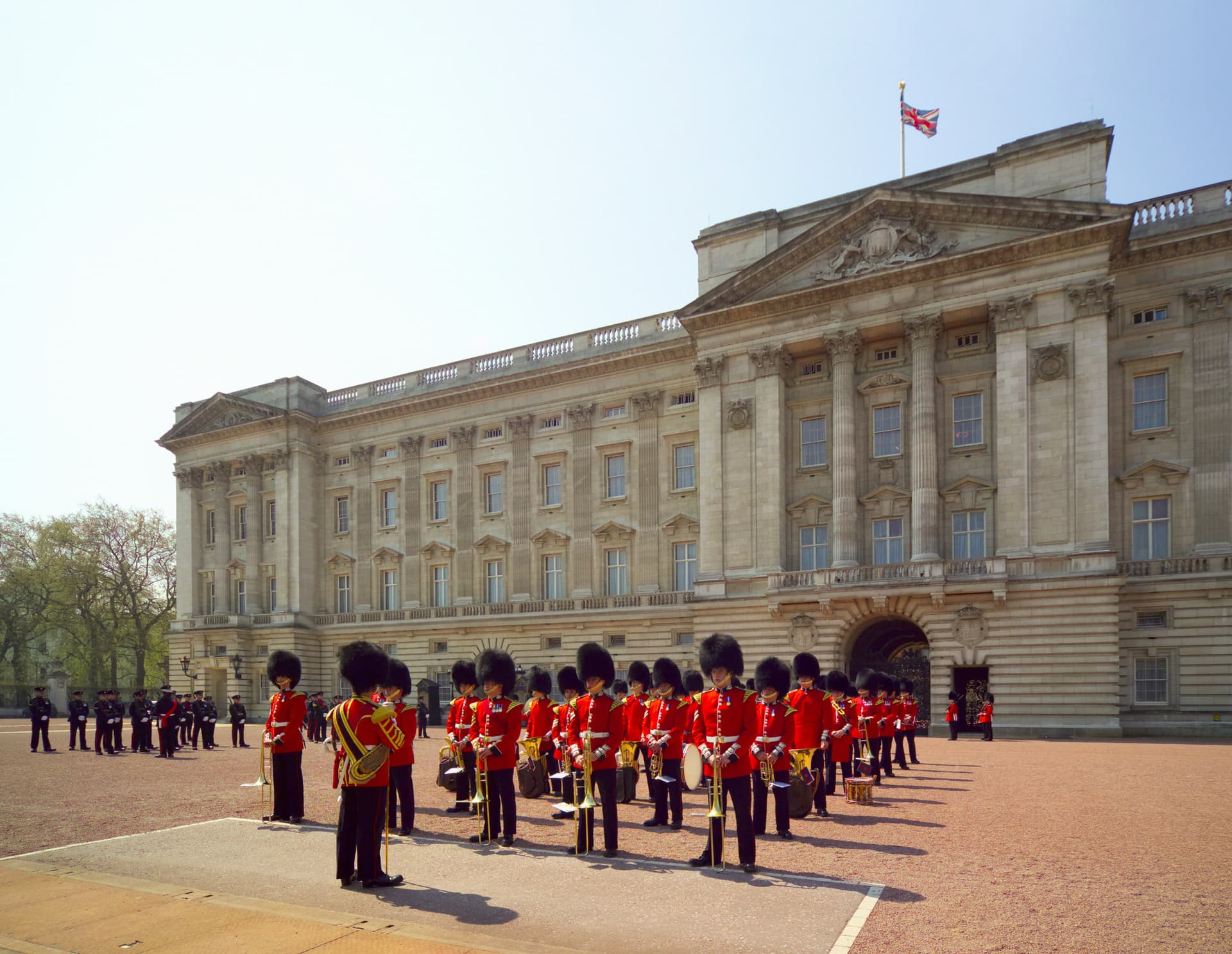 Full Day London with Changing of the Guard and Thames River Cruise - تصویر اصلی