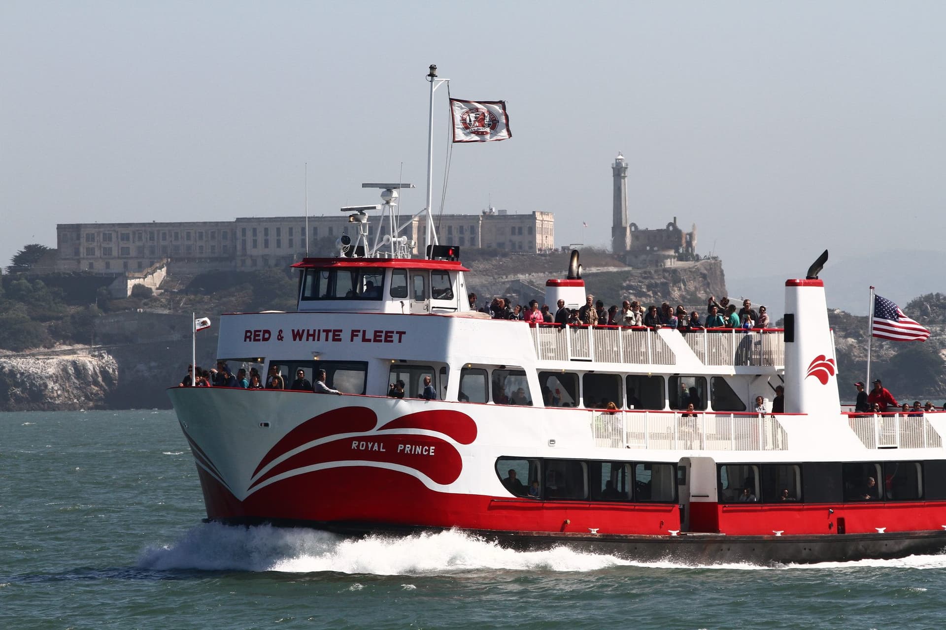 San Francisco Bay 1 Hour Golden Gate Sightseeing Boat Cruise by Red and White Fleet - تصویر 12