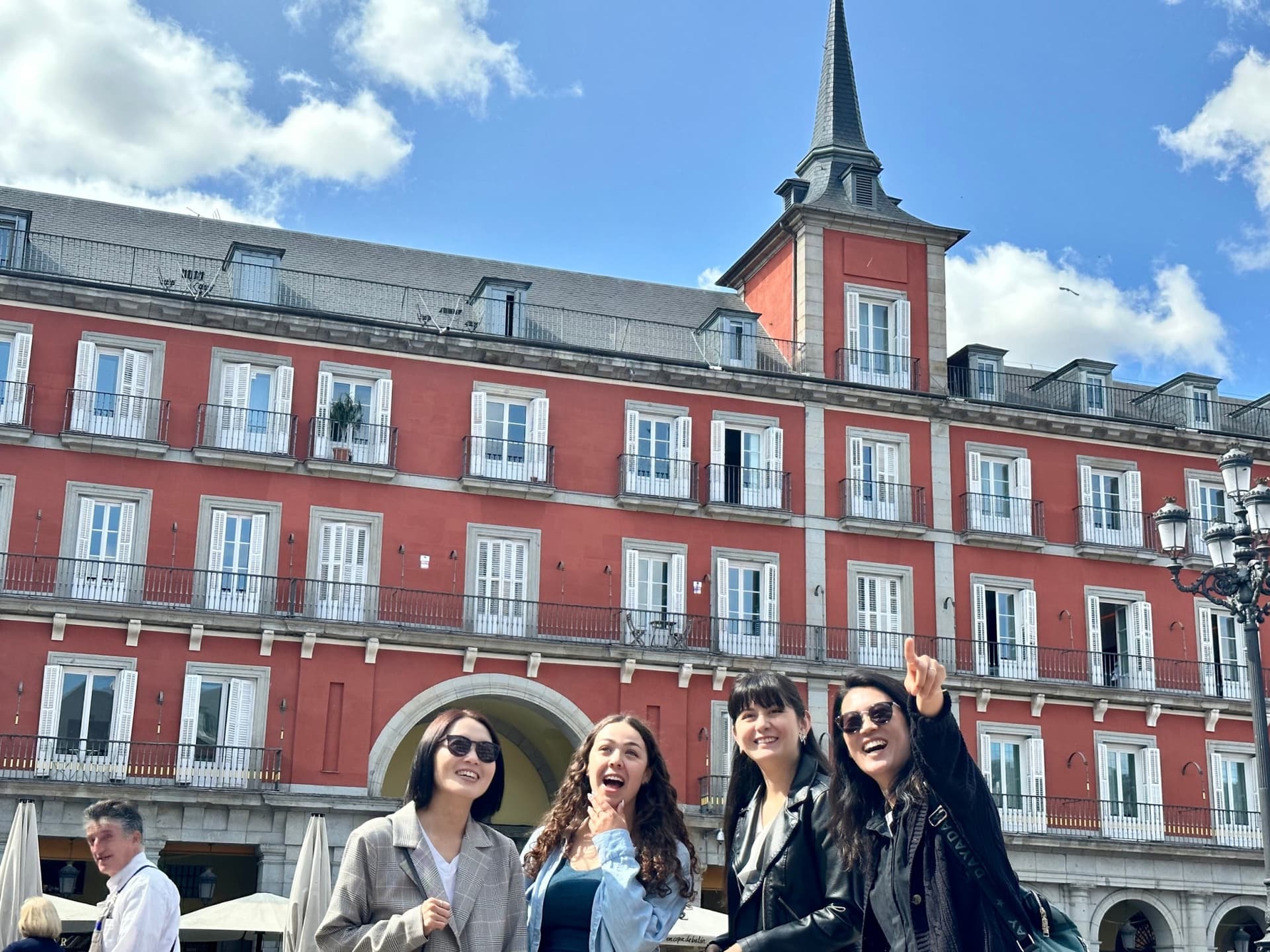Madrid Old Town Walking Tour in English, Mandarin, Korean with Flamenco Show - تصویر 2