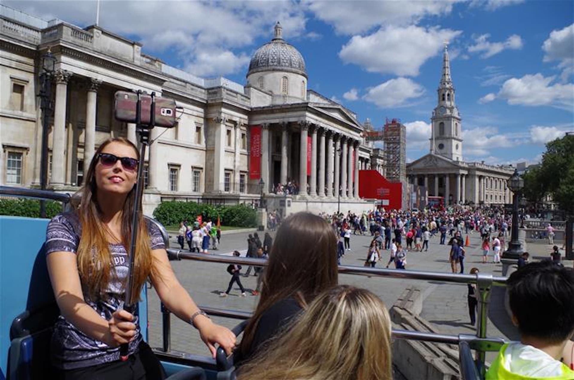London Open Top Bus Tour with English-speaking Guide - تصویر 2