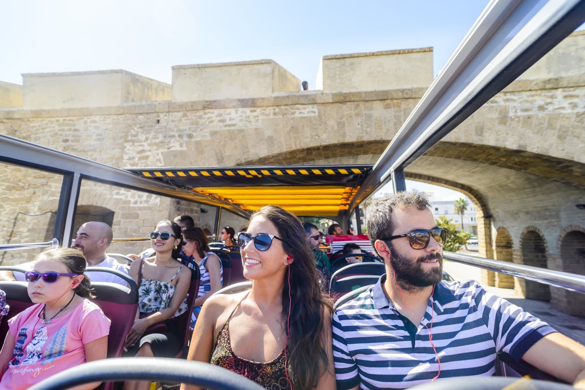 City Sightseeing Cadiz Hop-on Hop-off Bus Tour - تصویر 2