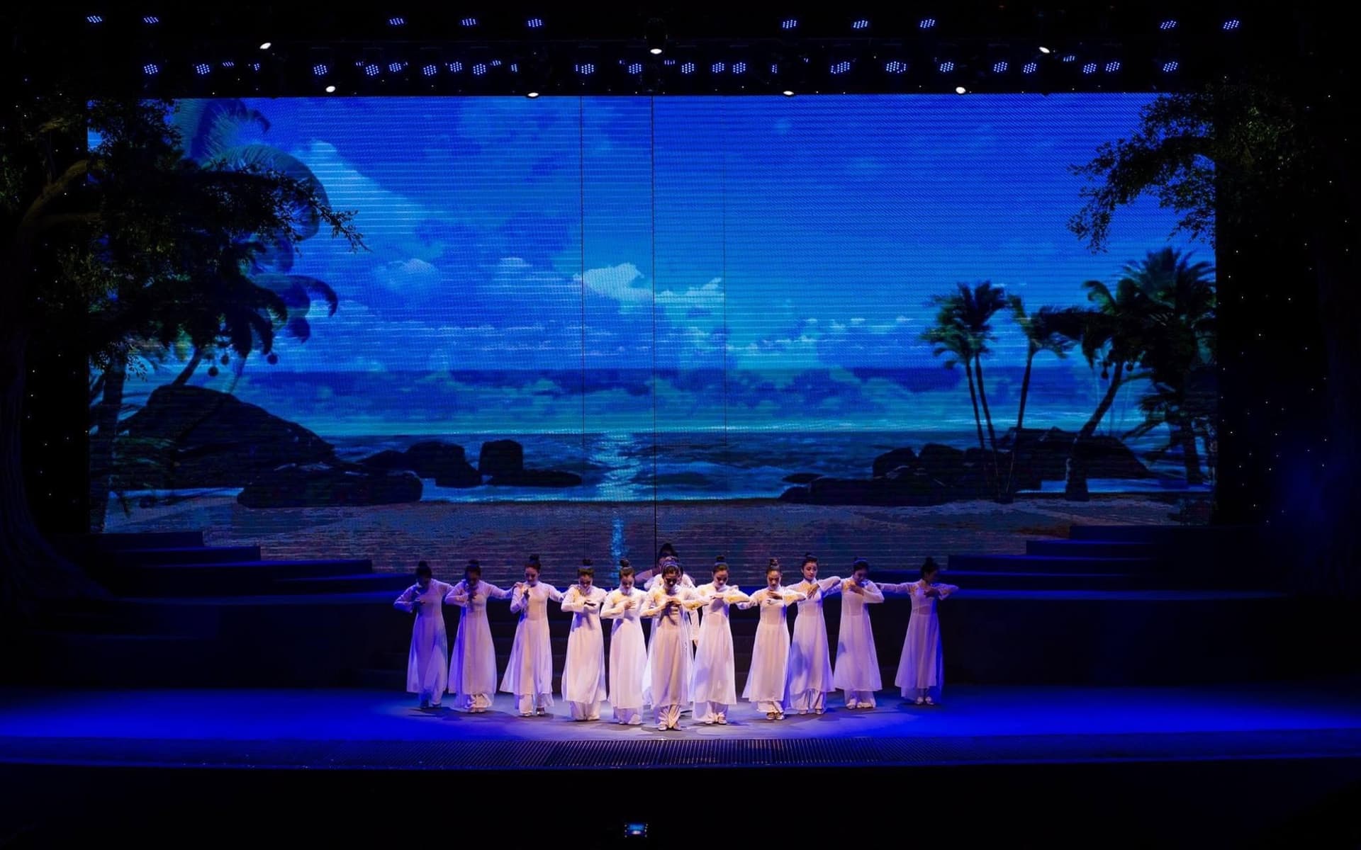 Charming Danang Show Ticket - تصویر 3