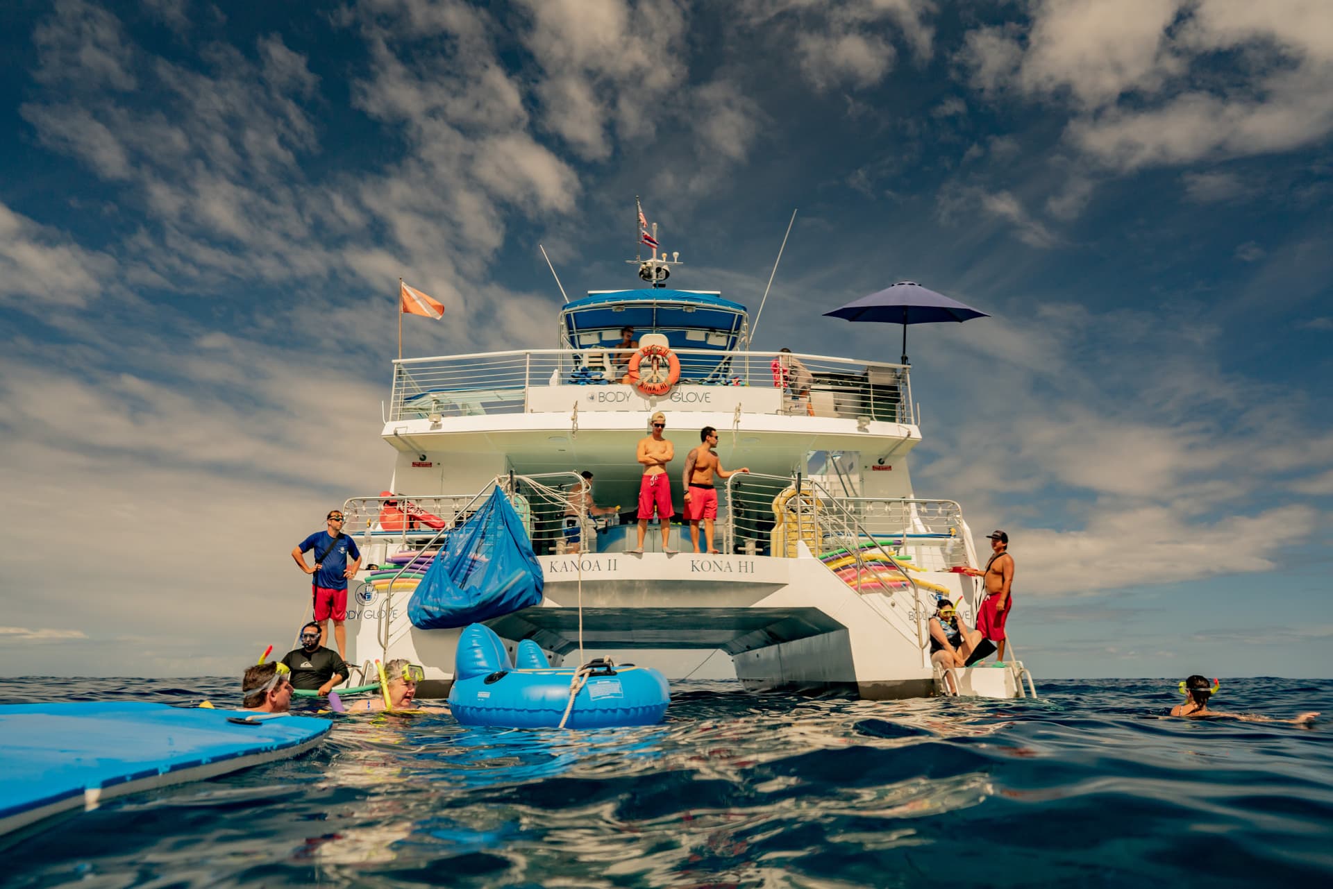 Kona Dolphin Watching Cruise with Snorkelling Experience - تصویر 3
