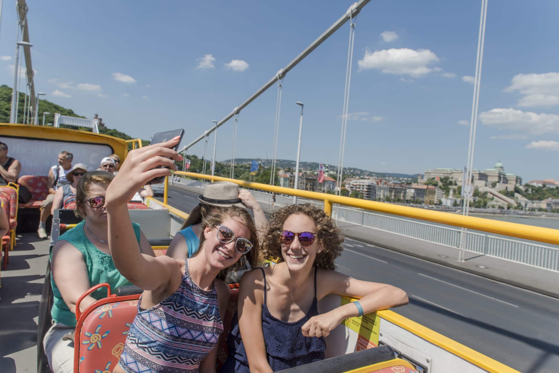 City Sightseeing Budapest Hop-on Hop-off Bus Tour - تصویر 2