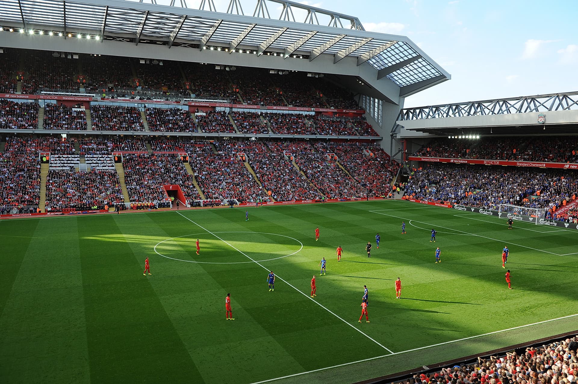 Premier League Football - Liverpool FC Match Ticket at Anfield Stadium - تصویر 3