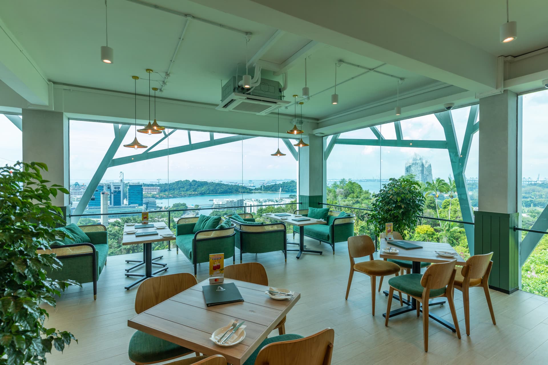 Good Old Days Sentosa Dining Experience - تصویر 15