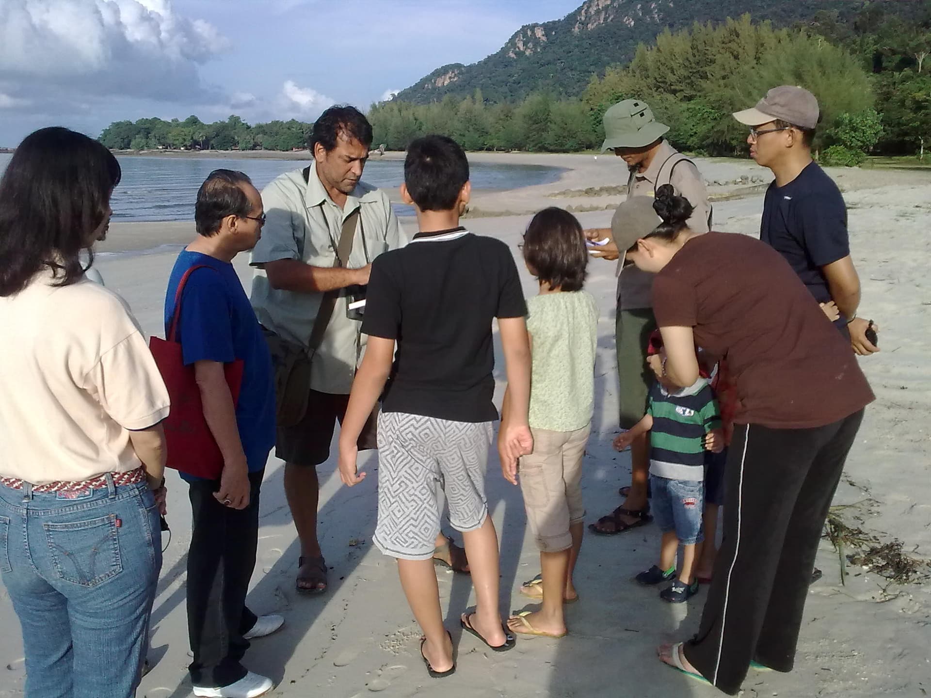 Desaru Beach and Tide Pool Walk - تصویر 14