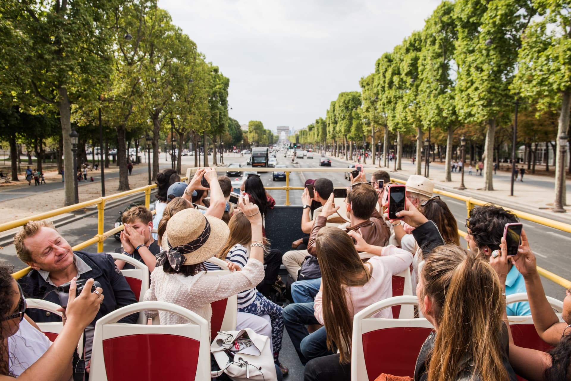 Paris Panoramic Bus Tour and Seine River Cruise - تصویر 7