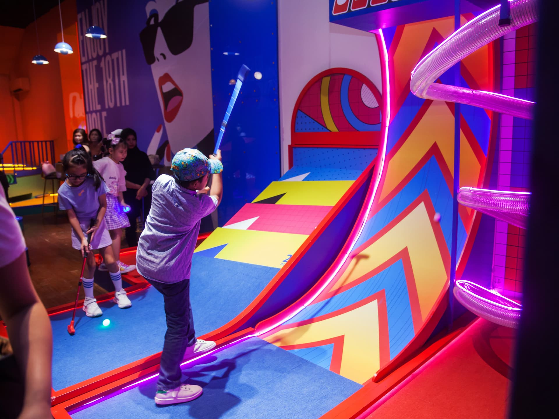 De'8000 Mini Golf Cafe Penang Ticket - تصویر 2