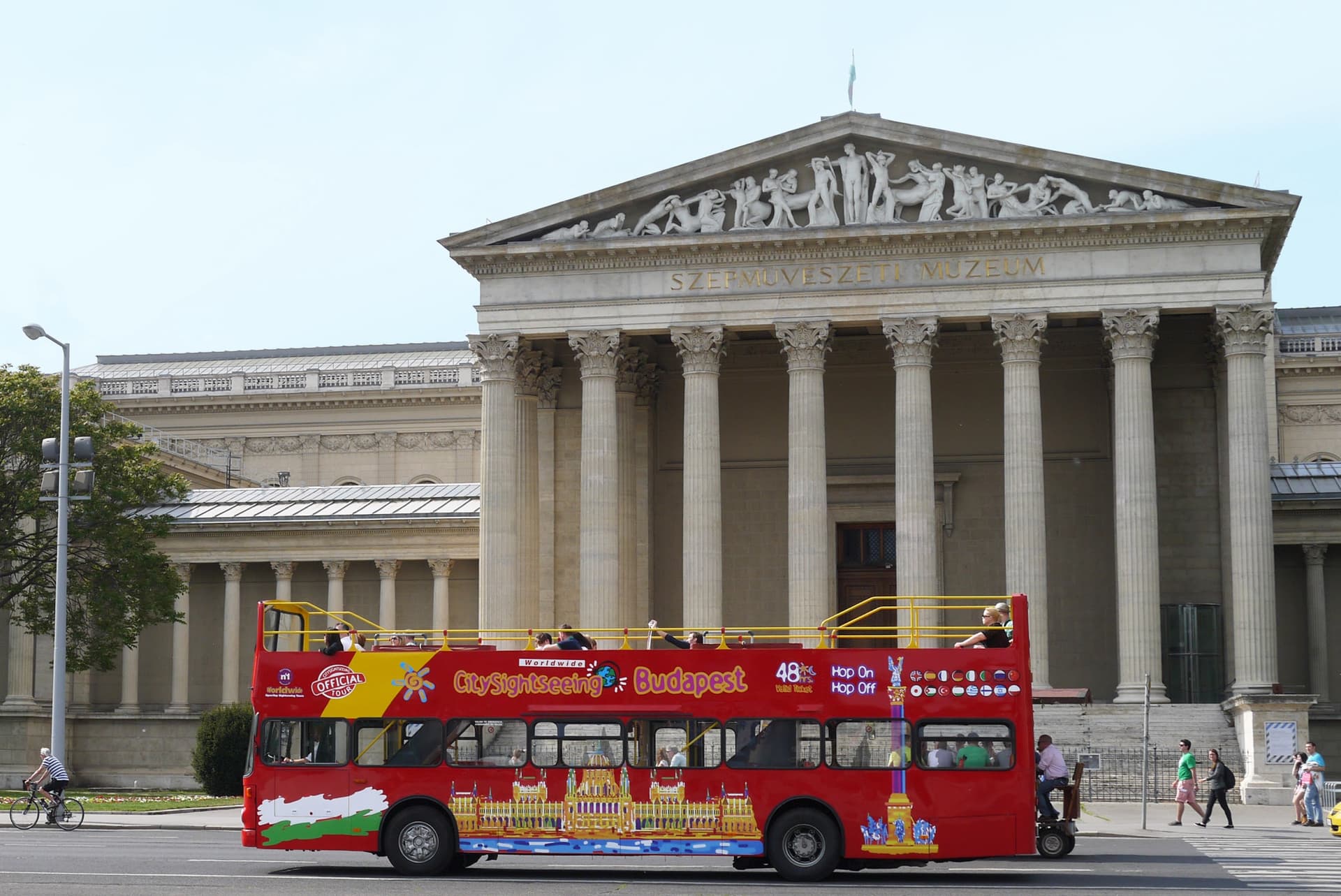 City Sightseeing Budapest Hop-on Hop-off Bus Tour - تصویر 5