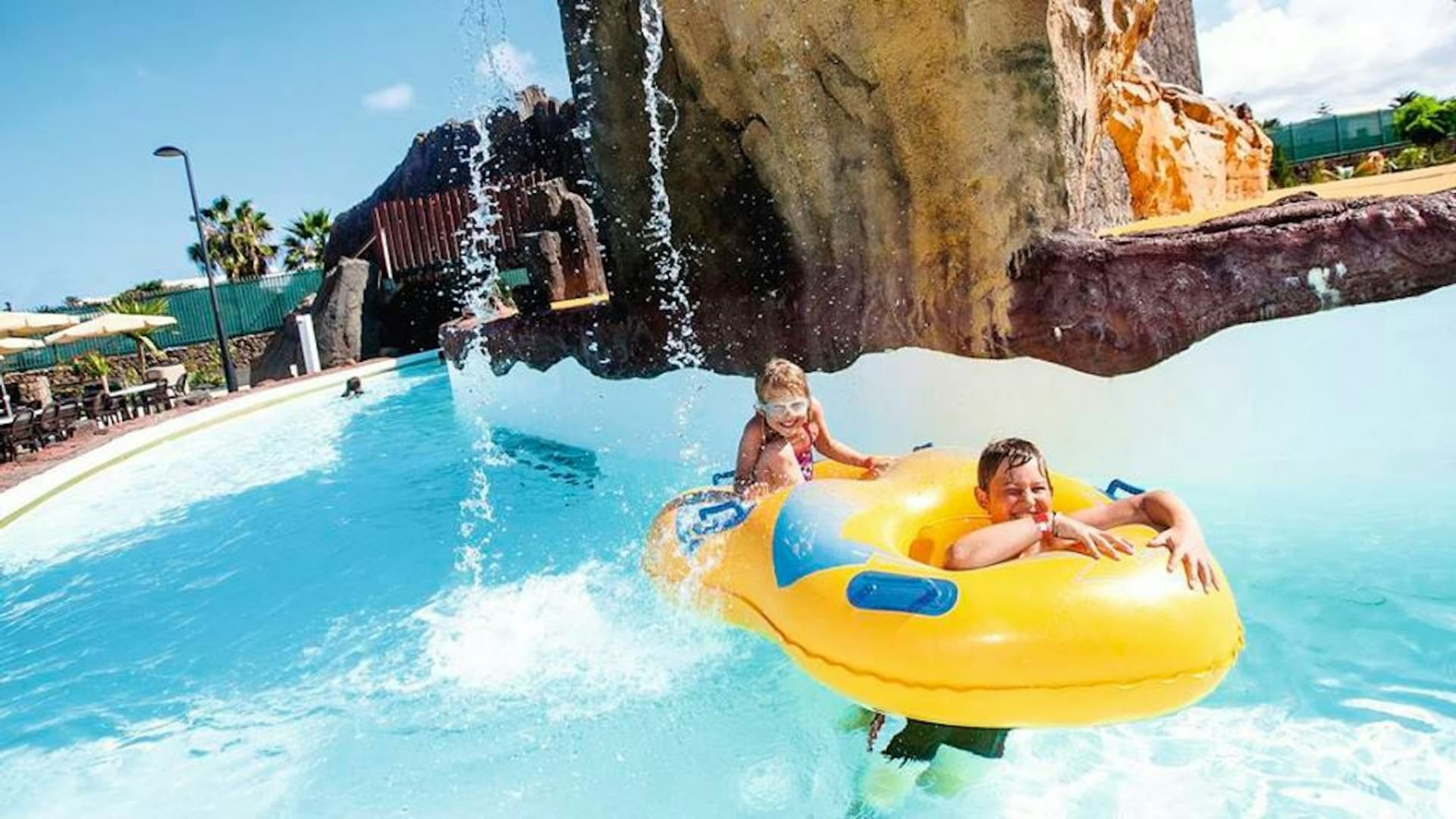 Aqualava Water Park Ticket - تصویر 2