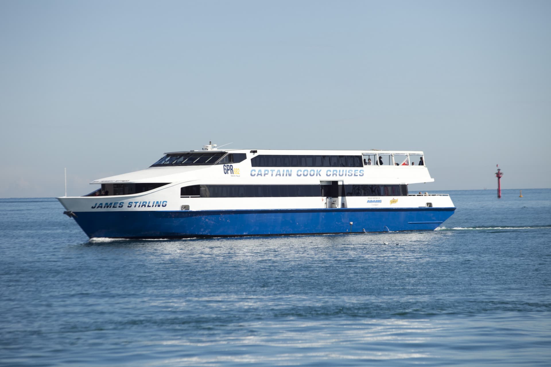 Captain Cook Cruises - Swan River Lunch Cruise - تصویر 3