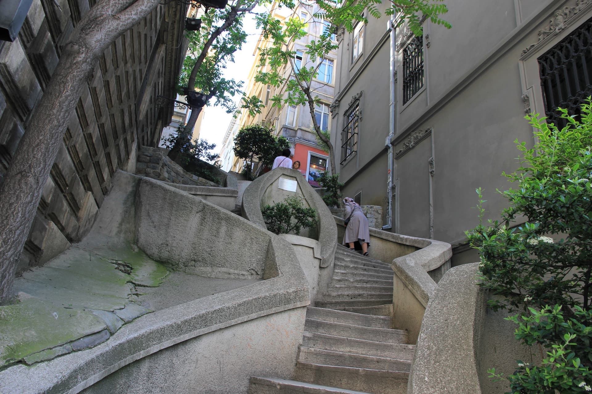 Galata Walking Tour with Galata Tower Admission - تصویر 8