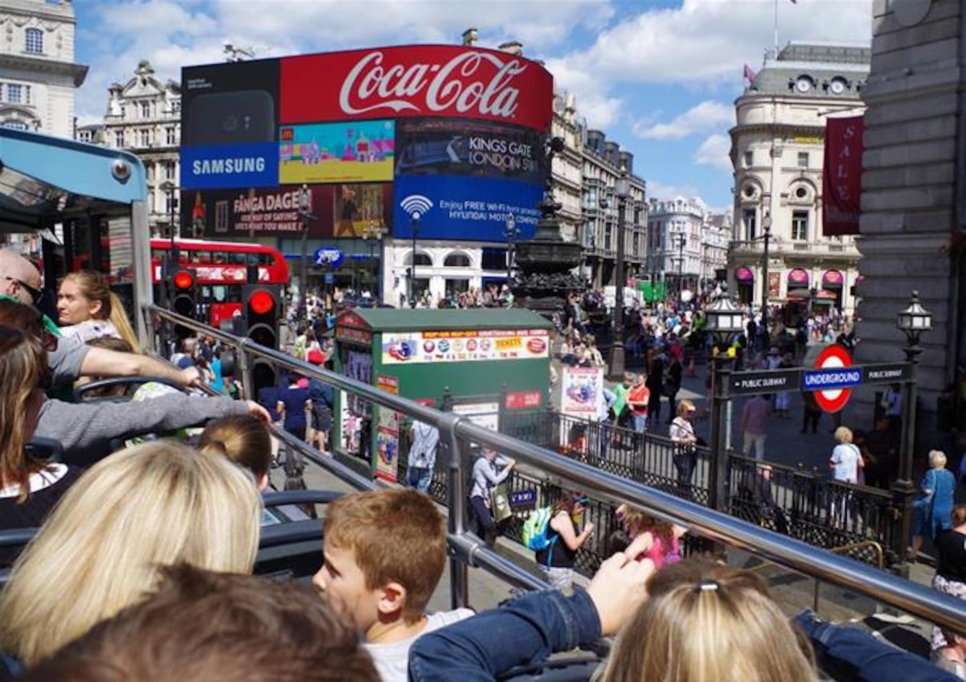 London Hop-on Hop-off Bus Tour - Gray Line London - تصویر اصلی