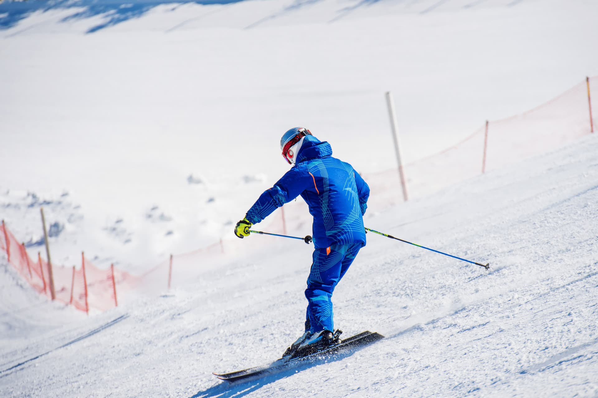 Elysian Gangchon Ski Resort and Eobi Ice Valley Full-Day Tour from Seoul - تصویر 2