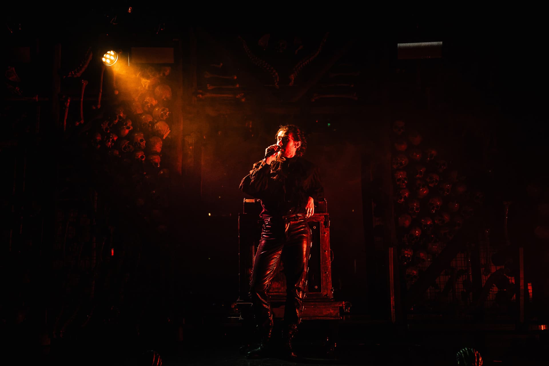 Dracula's Cabaret 3-Course Dinner and Show Ticket - تصویر 8