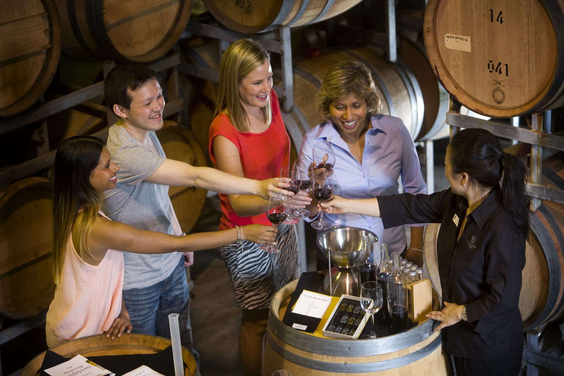 Swan Valley Half-Day Coach Tour with Wine and Chocolate Tasting - تصویر 10