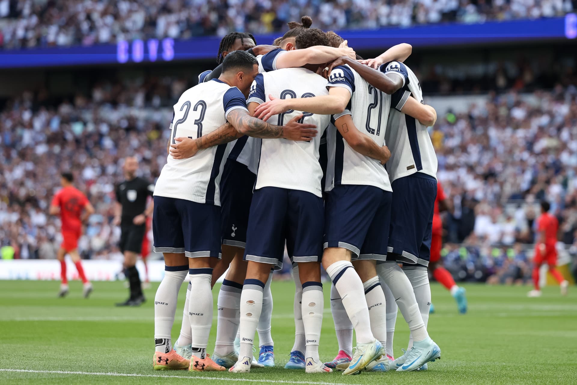 Premier League Football - Tottenham Hotspur FC Match Ticket at Tottenham Hotspur Stadium - تصویر 8