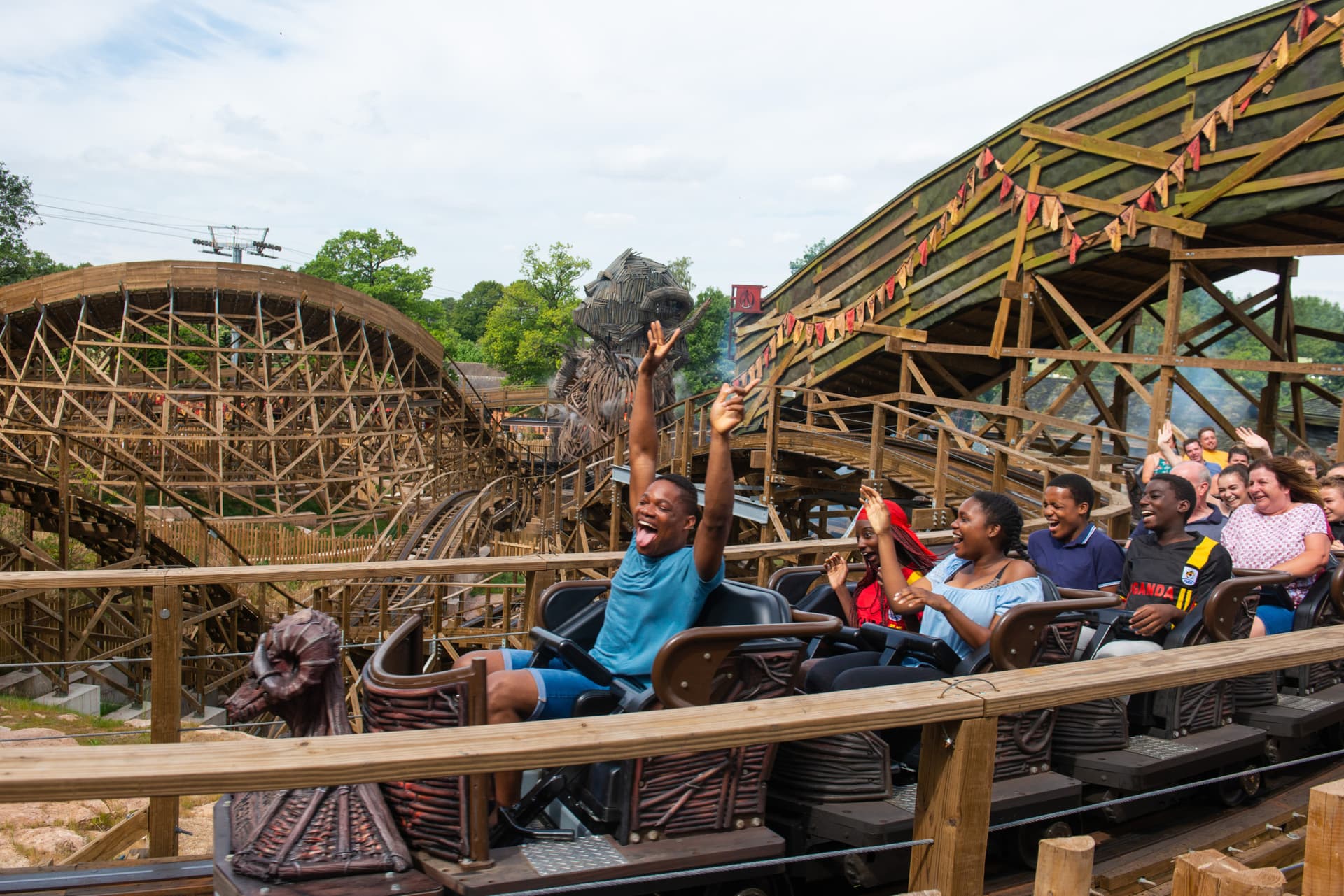 Alton Towers Ticket - تصویر 11