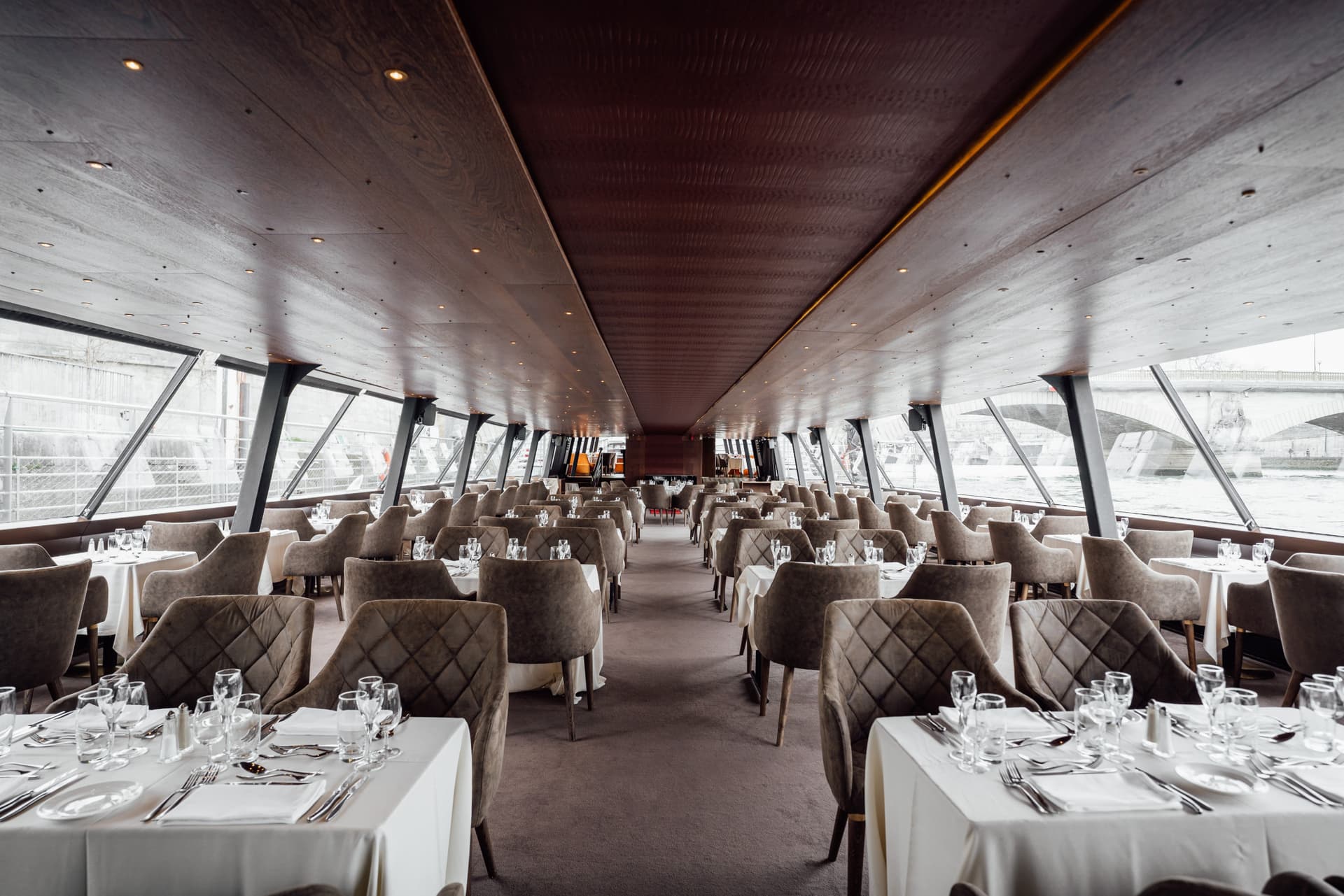 Seine River Sightseeing Cruise by Bateaux Mouches - تصویر 9
