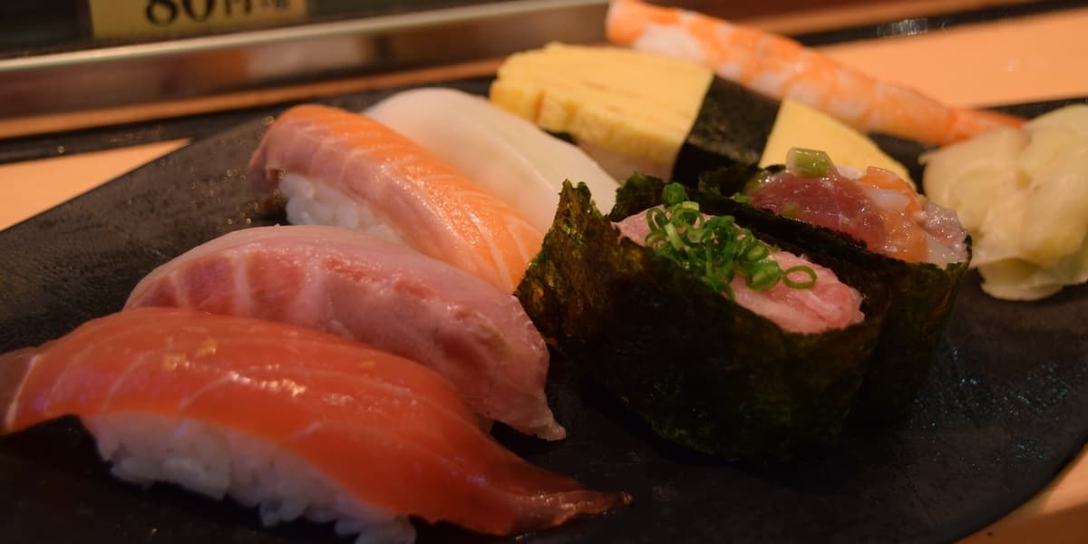 Tokyo Food and Drink Tour at Tsukiji Outer Market - تصویر 2