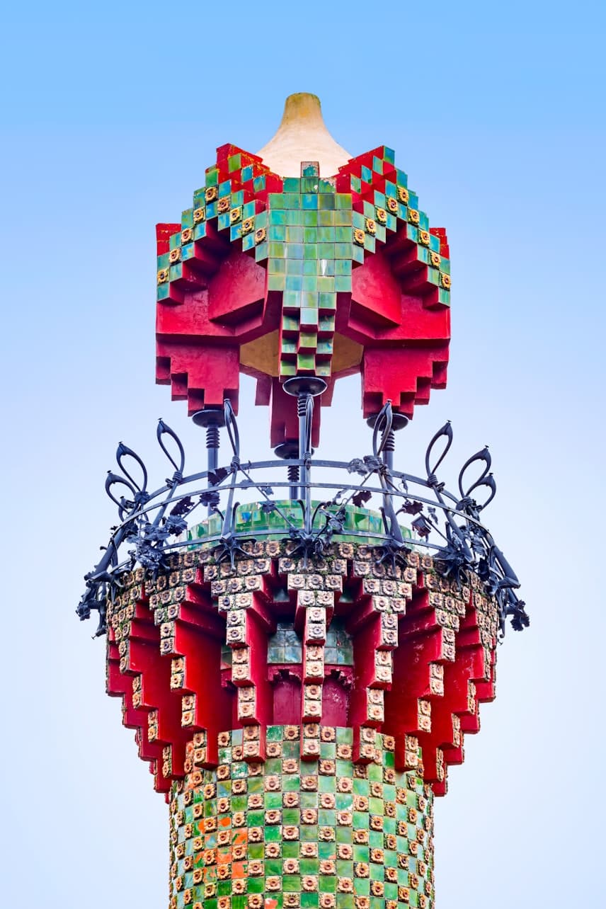 Gaudí's El Capricho Ticket with Audio Guide - تصویر 3