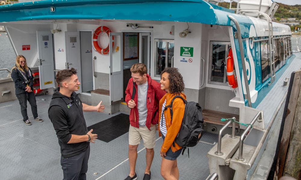 Stewart Island Ferry - Bluff to Stewart Island - تصویر 3