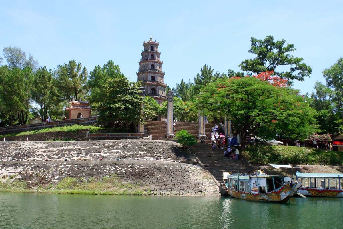 Hue City Tour with Dragon Boat Ride - تصویر 2