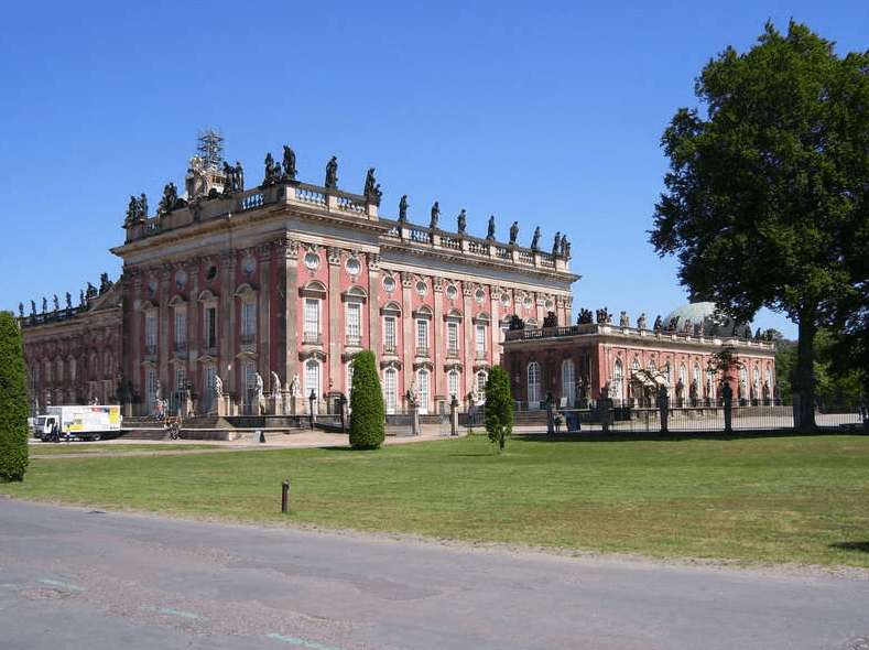 City Sightseeing Potsdam Hop-on Hop-off Bus Tour - تصویر 7